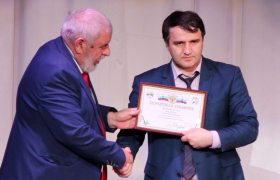 Гамзат Изудинов получил награду Союза писателей России