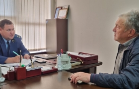 Прокурор Махачкалинской межрайонной природоохранной прокуратуры провёл выездной приём граждан в Гумбете