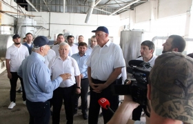 Председатель Правительства РД Абдулмуслим Абдулмуслимов посетил Гумбетовский район 
