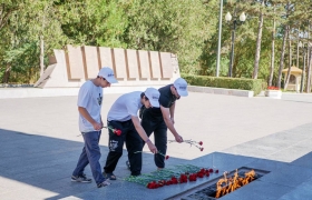 Школьники и студенты Дагестана посетили места  боевой славы в Крыму 