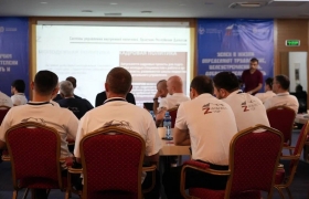 Участники проекта «Доблесть гор» посетили Кизлярский электромеханический завод