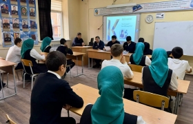 В Ново-Аргванинской школе прошёл урок безопасного поведения в интернете 