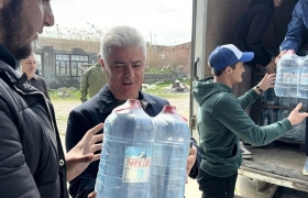 Предприниматель Мамед Абасов доставил гуманитарную помощь в пострадавшие от паводков сёла Хасавюртовского района