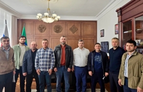 Жители села Новый Цилитль, пострадавшего от наводнения,  встретились с главой Минтрудсоцразвития РД