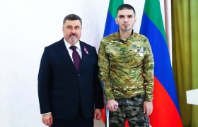 Участник СВО Гаджимурад Казанбиев из села Верхний Арадирих удостоен медали «За отвагу»